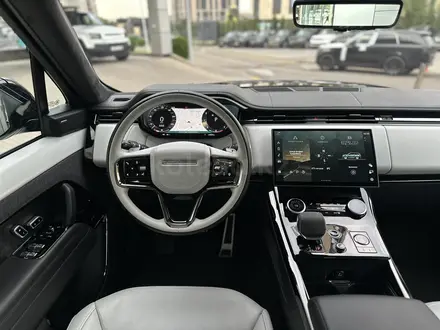 Land Rover Range Rover Sport HSE 2023 года за 64 300 000 тг. в Алматы – фото 19