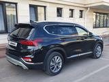 Hyundai Santa Fe 2020 года за 15 000 000 тг. в Алматы – фото 2