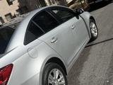 Chevrolet Cruze 2012 года за 2 700 000 тг. в Шымкент – фото 3