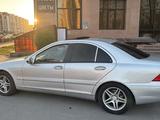 Mercedes-Benz C 320 2002 годаүшін3 000 000 тг. в Астана – фото 4