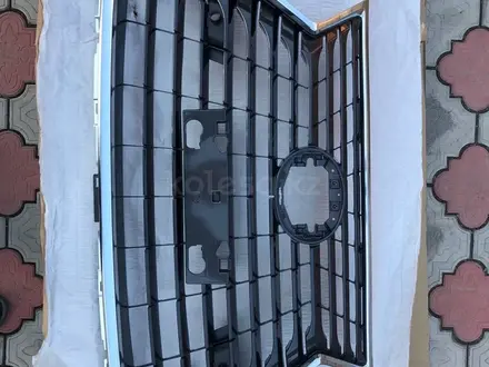 Решетка радиатора на Lexus NX за 320 000 тг. в Алматы