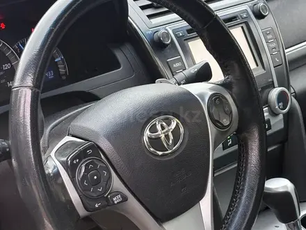 Toyota Camry 2014 года за 7 850 000 тг. в Астана – фото 13