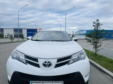 Toyota RAV4 2013 года за 9 900 000 тг. в Усть-Каменогорск