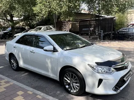 Toyota Camry 2016 года за 13 800 000 тг. в Алматы – фото 3