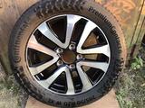 Резину с дисками на Тойота Лэнд Крузер 200 за 1 000 000 тг. в Астана