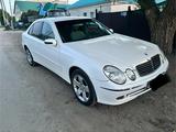 Mercedes-Benz E 500 2004 годаfor7 000 000 тг. в Актобе – фото 5