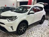 Toyota RAV4 2017 года за 13 000 000 тг. в Алматы – фото 3