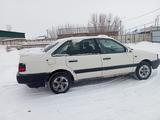 Volkswagen Passat 1993 годаүшін980 000 тг. в Астана – фото 2