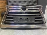 Решетка радиатора Lexus LX570 2016- за 25 000 тг. в Алматы