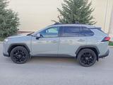 Toyota RAV4 2020 года за 14 000 000 тг. в Атырау – фото 2
