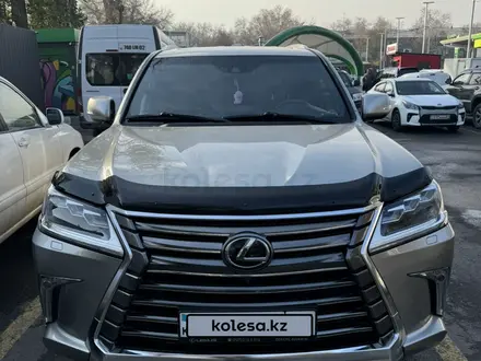 Lexus LX 570 2018 года за 43 000 000 тг. в Алматы