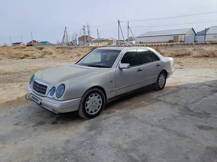 Mercedes-Benz E 280 1996 года за 3 200 000 тг. в Кызылорда – фото 4