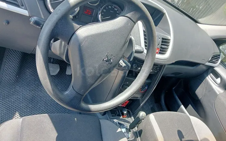Peugeot 207 2008 года за 1 800 000 тг. в Алматы
