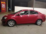 Chevrolet Aveo 2014 годаүшін2 800 000 тг. в Атырау – фото 4