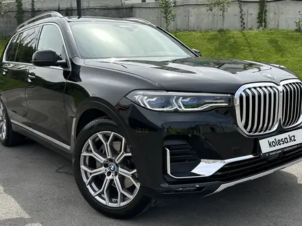 BMW X7 2019 года за 44 000 000 тг. в Алматы – фото 2