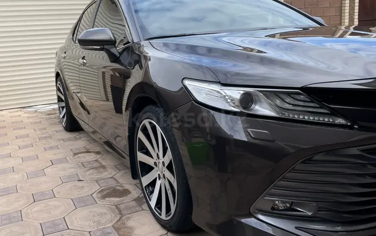 Toyota Camry 2018 года за 16 400 000 тг. в Кокшетау