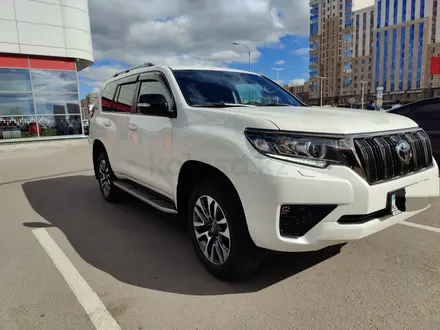 Toyota Land Cruiser Prado 2022 года за 30 000 000 тг. в Астана – фото 2