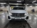 Volkswagen Touareg 2019 годаfor23 000 000 тг. в Астана – фото 10