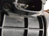 Датчик массового расхода воздуха (ДМРВ) для Mitsubishi за 30 000 тг. в Алматы