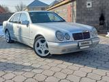 Mercedes-Benz E 320 1998 годаfor5 100 000 тг. в Алматы – фото 2