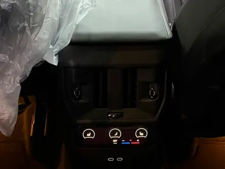 BMW X3 XDrive 20i 2025 года за 32 000 000 тг. в Алматы – фото 31