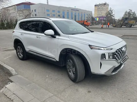 Hyundai Santa Fe 2022 года за 14 500 000 тг. в Павлодар – фото 2