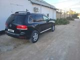 Volkswagen Touareg 2004 годаүшін3 600 000 тг. в Актау