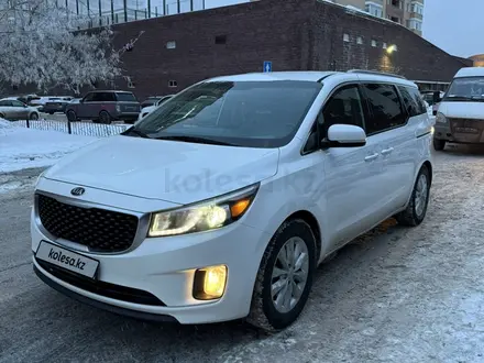 Kia Carnival 2015 года за 13 000 000 тг. в Астана – фото 3