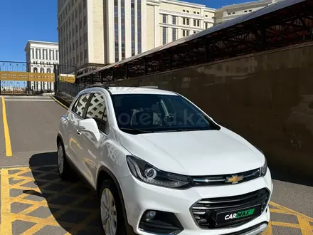 Chevrolet Tracker 2021 года за 6 500 000 тг. в Астана – фото 2