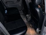 Audi A6 1998 года за 2 300 000 тг. в Караганда – фото 4