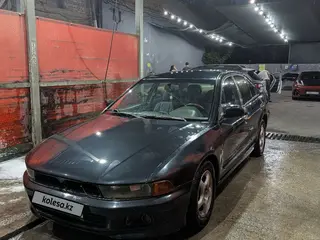Mitsubishi Galant