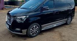 Hyundai Starex 2019 годаfor14 200 000 тг. в Астана – фото 2