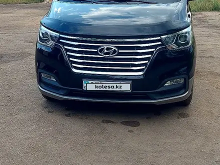 Hyundai Starex 2019 года за 16 500 000 тг. в Костанай – фото 3