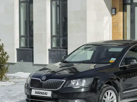 Skoda Superb 2013 года за 7 500 000 тг. в Астана – фото 6