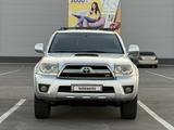 Toyota 4Runner 2005 года за 9 800 000 тг. в Актобе – фото 2