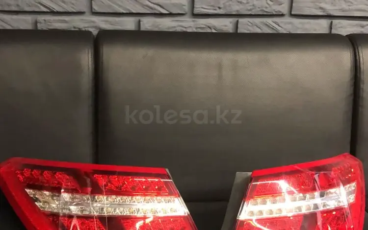 Задние фонари на Мерседес W 207 E купе за 1 000 тг. в Алматы