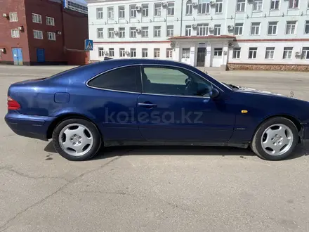 Mercedes-Benz CLK 200 1998 года за 3 000 000 тг. в Усть-Каменогорск – фото 7