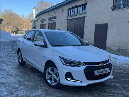 Chevrolet Onix 2024 года за 6 800 000 тг. в Актобе