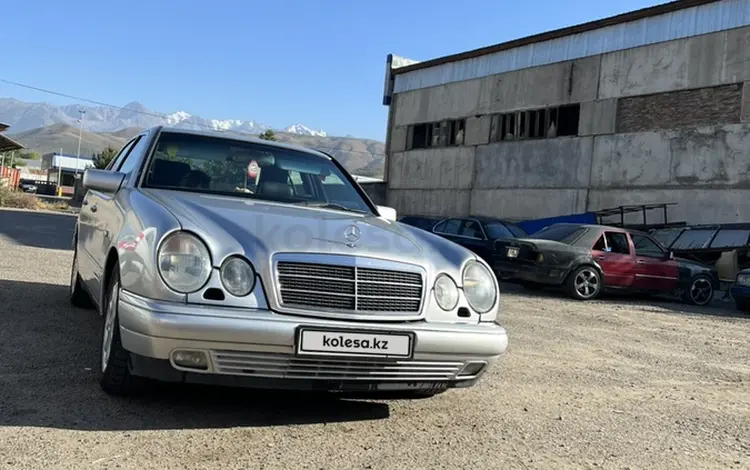 Mercedes-Benz E 320 1996 годаүшін2 700 000 тг. в Есик