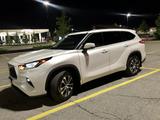 Toyota Highlander 2023 года за 40 000 тг. в Алматы