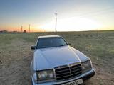 Mercedes-Benz E 300 1990 года за 1 300 000 тг. в Усть-Каменогорск – фото 4