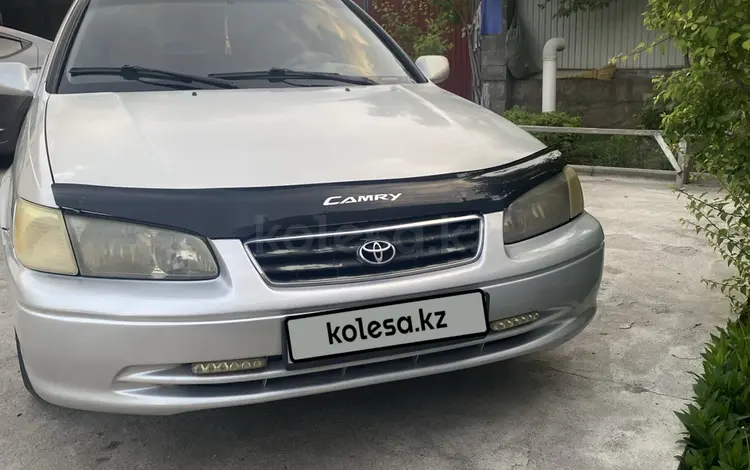 Toyota Camry 2000 года за 2 500 000 тг. в Алматы
