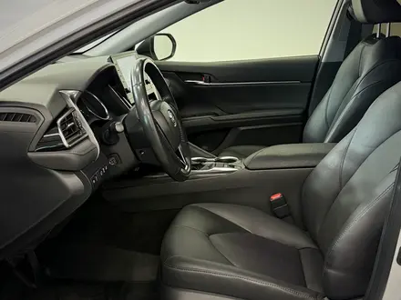 Toyota Camry Prestige 2023 года за 15 490 000 тг. в Астана – фото 12