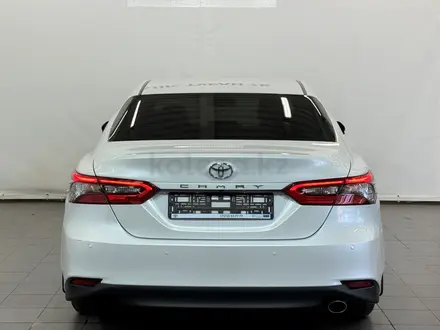 Toyota Camry Prestige 2023 года за 15 490 000 тг. в Астана – фото 4