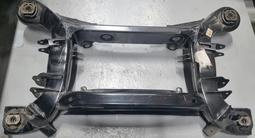 Подрамник задний Mercedes-Benz Cl-Class 2002 A2203503541 W215 за 46 854 тг. в Алматы