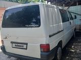Volkswagen Transporter 1995 года за 1 800 000 тг. в Каскелен – фото 3