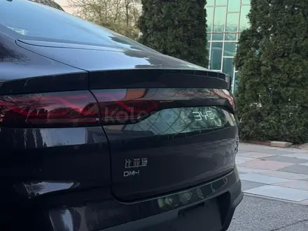BYD Qin L DM-i 2025 года за 9 690 000 тг. в Алматы – фото 10