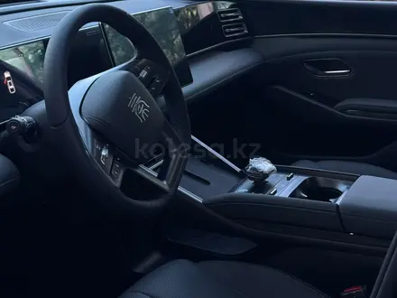BYD Qin L DM-i 2025 года за 9 690 000 тг. в Алматы – фото 6