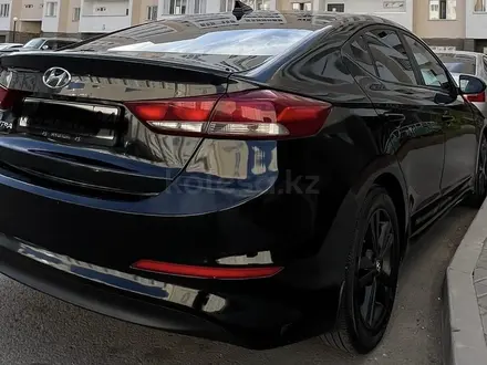 Hyundai Elantra 2016 года за 7 500 000 тг. в Астана – фото 4