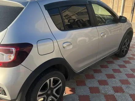 Renault Sandero 2020 года за 6 500 000 тг. в Актау – фото 2